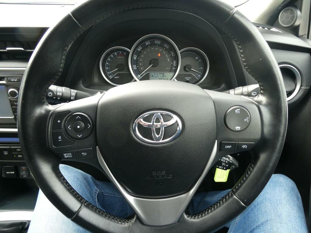Toyota Auris Hatchback 1.33 Dual Vvt-i Icon Plus Euro 5 Ss 5 Silver #5