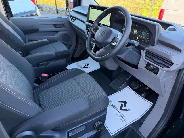 Volkswagen Transporter 2.0 Tdi T32 Commerce Pro Kombi Double Cab 5 Seats YC26VHF Black #6