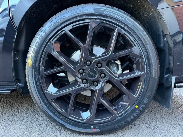 Volkswagen Transporter 2.0 Tdi T32 Commerce Pro Kombi Double Cab 5 Seats YC26VHF Black #5
