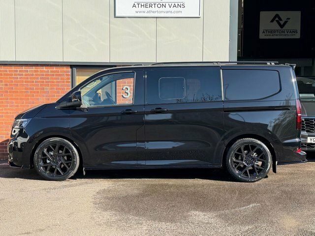 Volkswagen Transporter 2.0 Tdi T32 Commerce Pro Kombi Double Cab 5 Seats YC26VHF Black #4