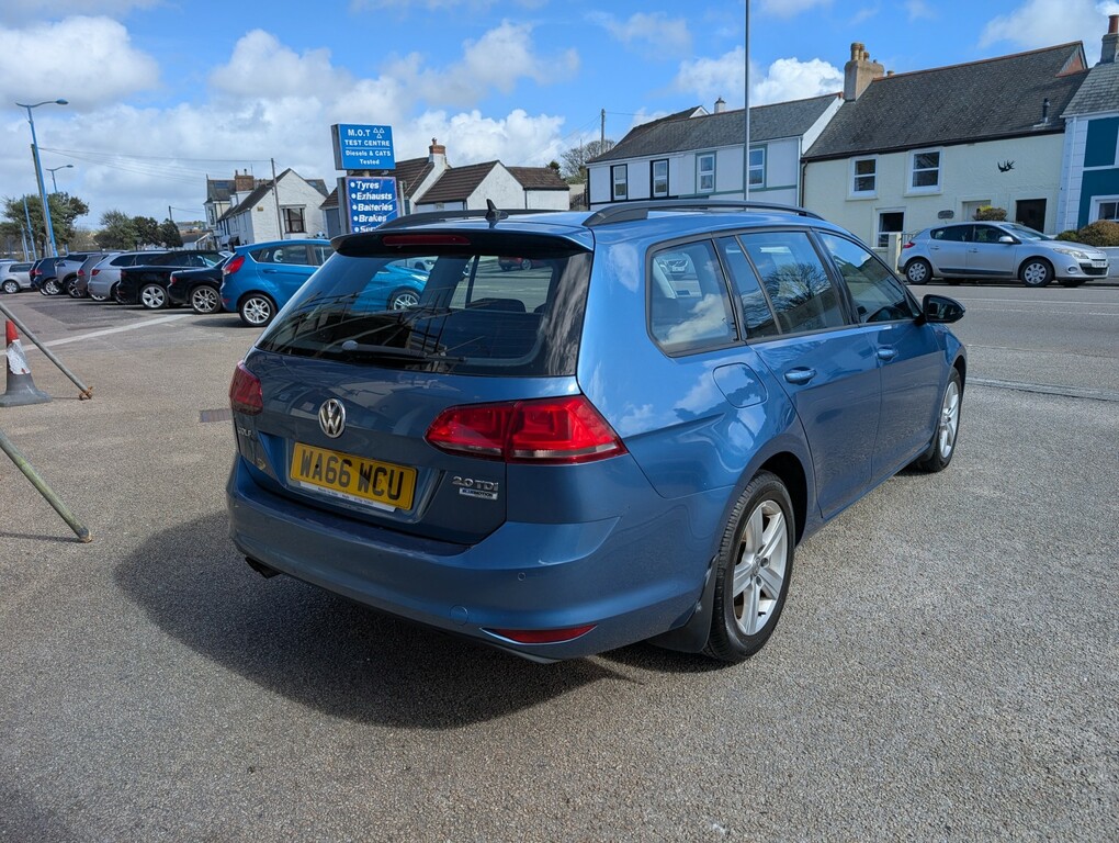Volkswagen Golf 2.0 Tdi Bluemotion Tech Match Edition WA66WCU Blue #5