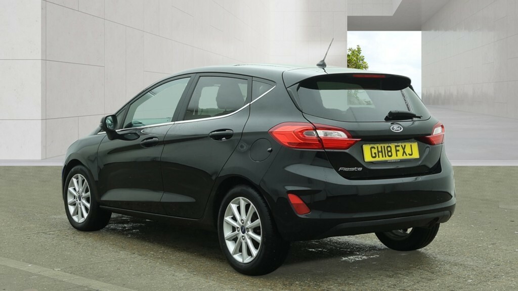 Ford Fiesta 1.0 T Ecoboost Titanium GH18FXJ Black #3
