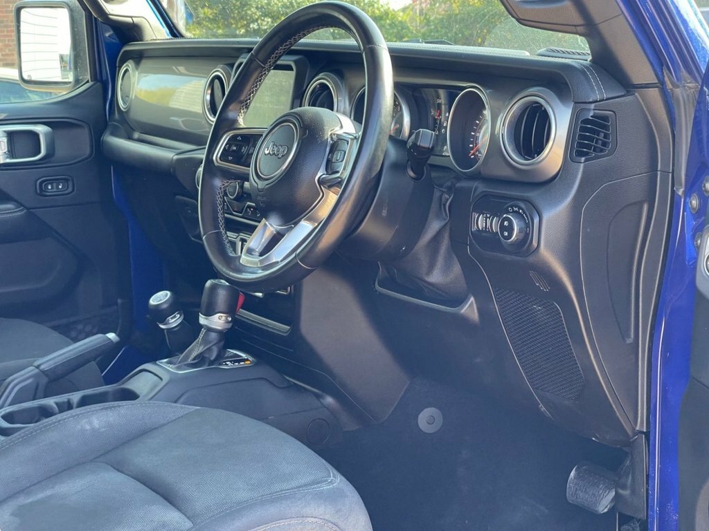 Jeep Wrangler 2L Sahara KX69PNF Blue #3
