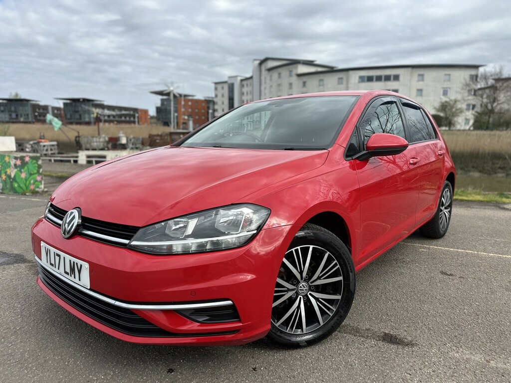 Volkswagen Golf 1.6 Tdi Bluemotion Tech Se Nav YL17LMY Red #2