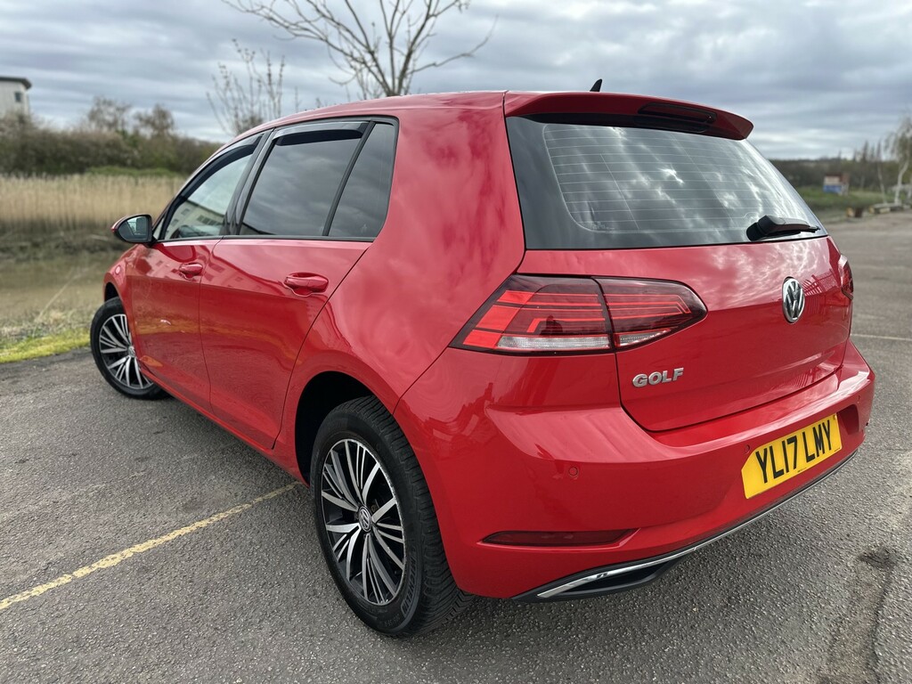 Volkswagen Golf 1.6 Tdi Bluemotion Tech Se Nav YL17LMY Red #5