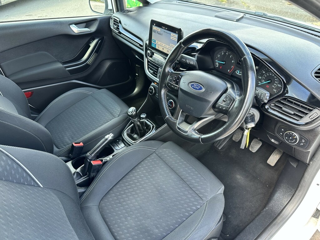 Ford Fiesta 1.1 Ti-vct Zetec EJ67XBW White #3