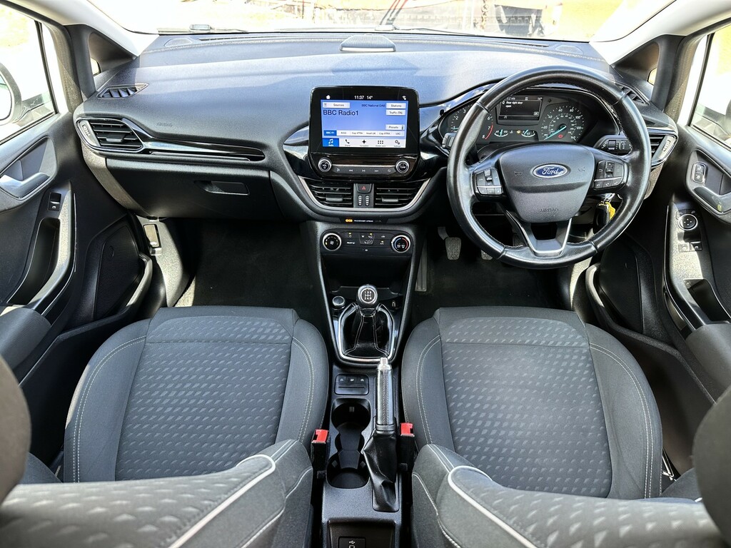 Ford Fiesta 1.1 Ti-vct Zetec EJ67XBW White #4