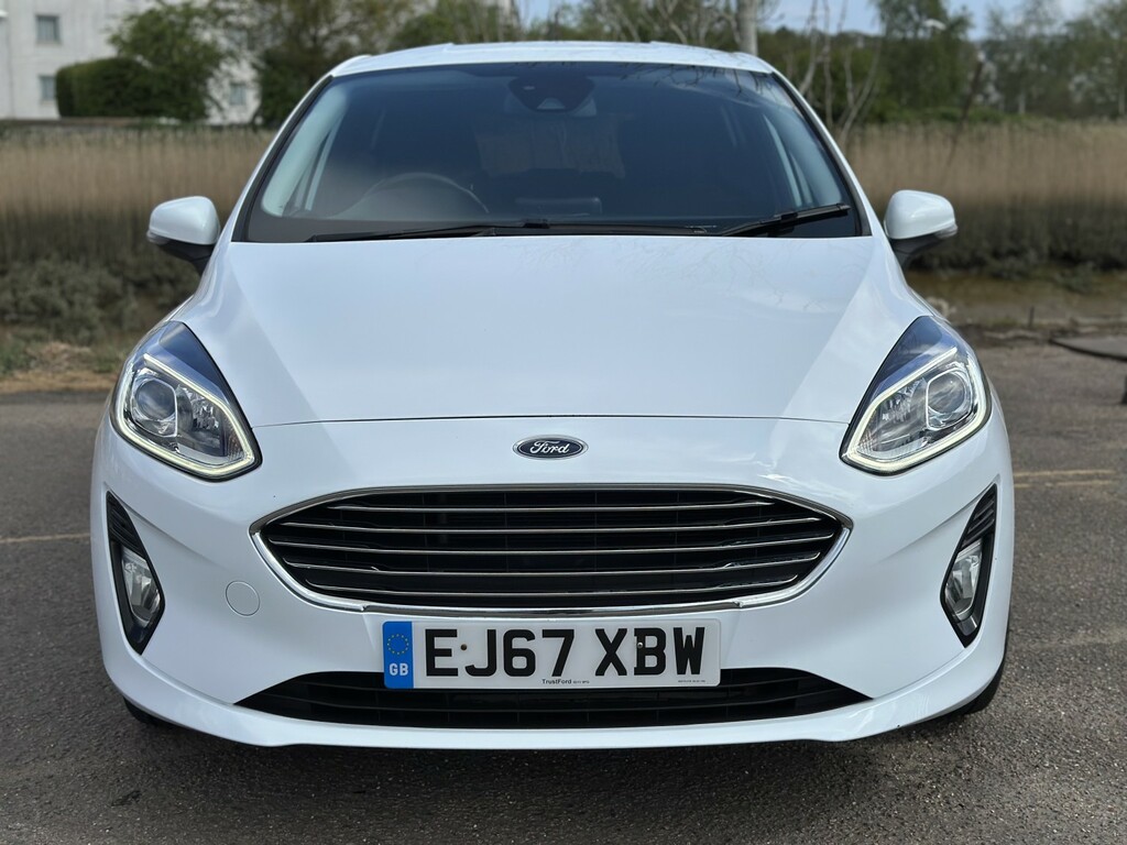 Ford Fiesta 1.1 Ti-vct Zetec EJ67XBW White #2