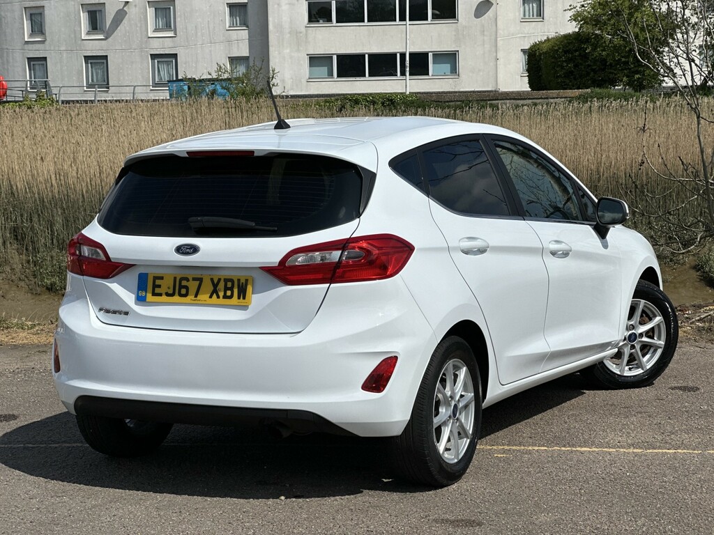 Ford Fiesta 1.1 Ti-vct Zetec EJ67XBW White #6