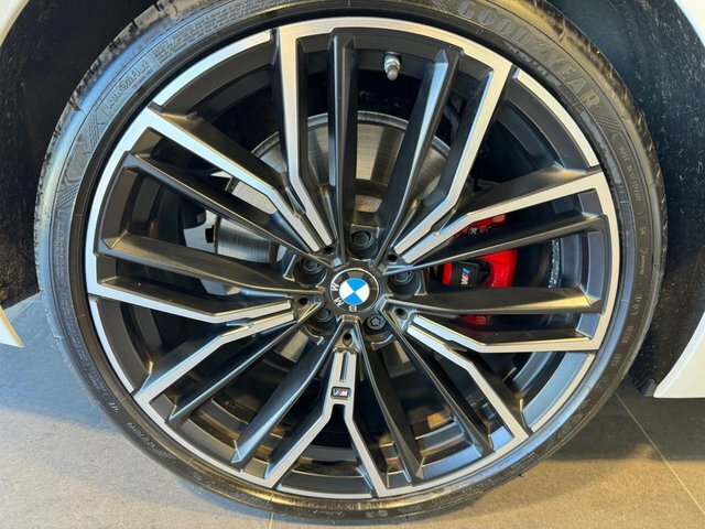 BMW 5 Series 520D Mht M Sport YA23KRK White #6