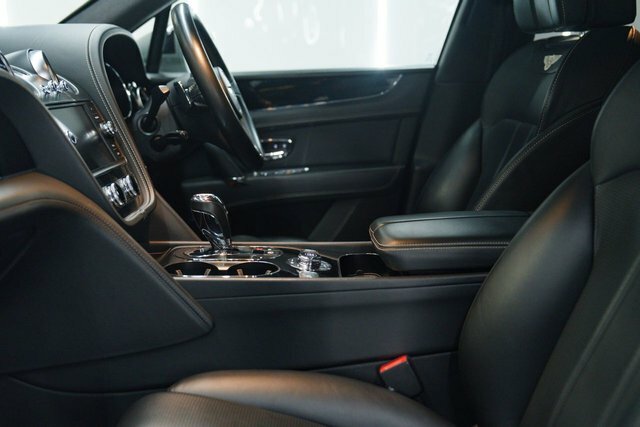 Bentley Bentayga 4.0 V8 Suv BC19GHB Grey #3
