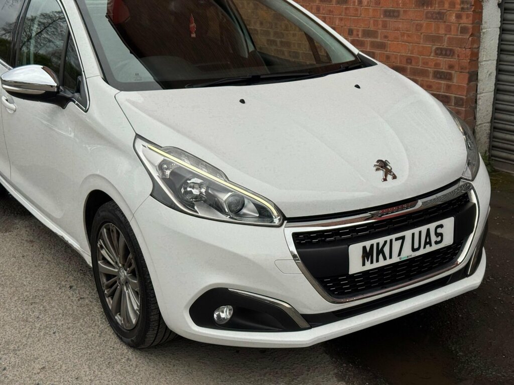 Peugeot 208 1.2 Puretech Allure Euro 6 MK17UAS White #6