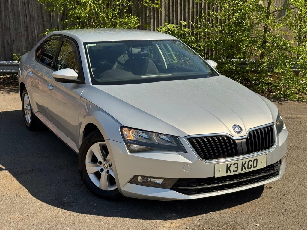 Skoda Superb 1.6 Tdi S Dsg Euro 6 Ss Silver