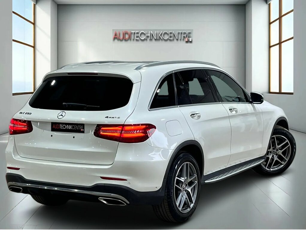 Mercedes-Benz GLC Class Glc250 Amg Line FA18VTC White #5