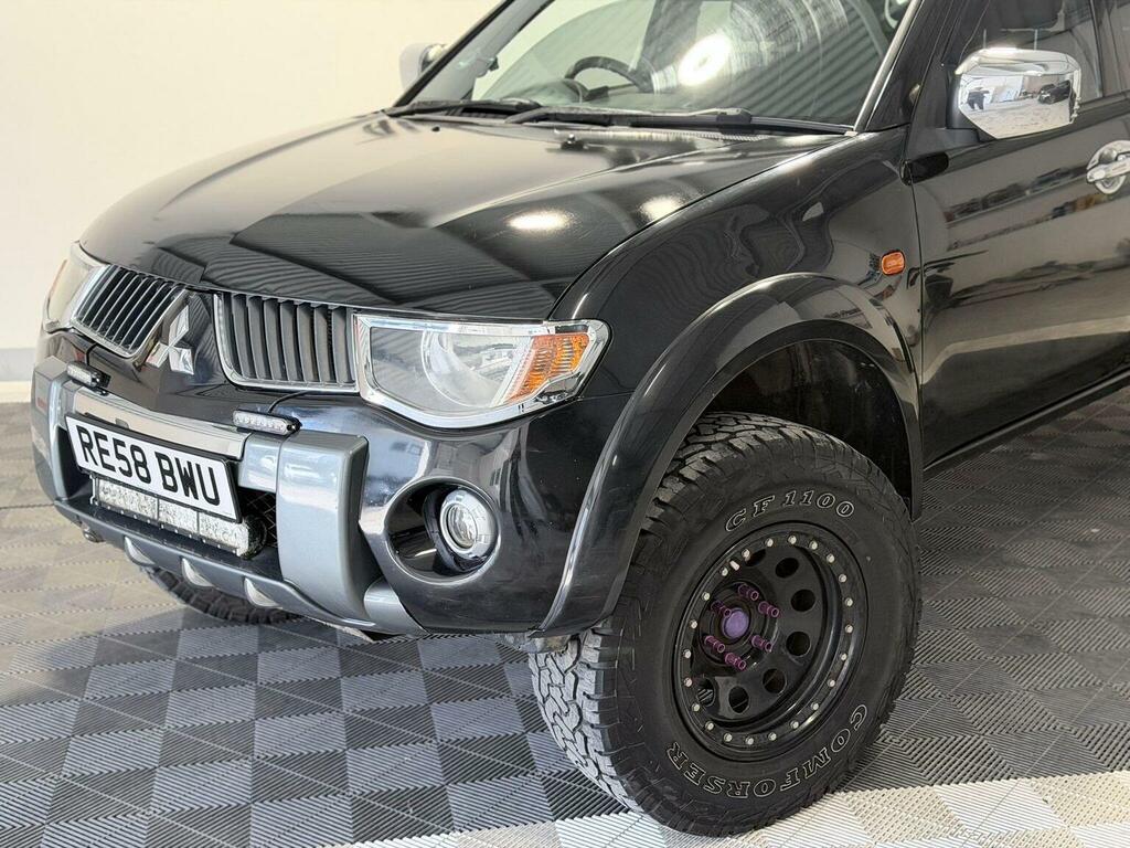 Mitsubishi L200 Pickup Silver #9