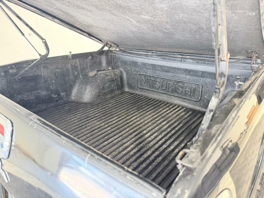 Mitsubishi L200 Pickup Silver #17