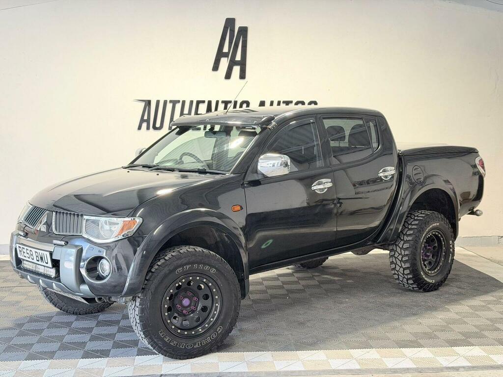 Mitsubishi L200 Pickup Silver #7