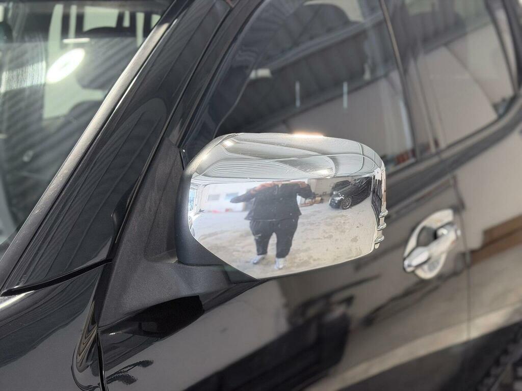 Mitsubishi L200 Pickup Silver #40