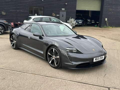 Porsche Taycan Performance Plus 93.4Kwh Grey