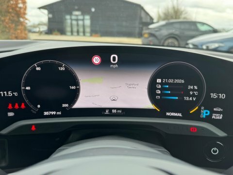 Porsche Taycan Performance Plus 93.4Kwh MB21DVK Grey #4