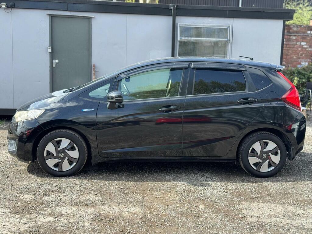Honda Fit Hatchback 1.5 Hybrid Euro 5 201363 Black #4