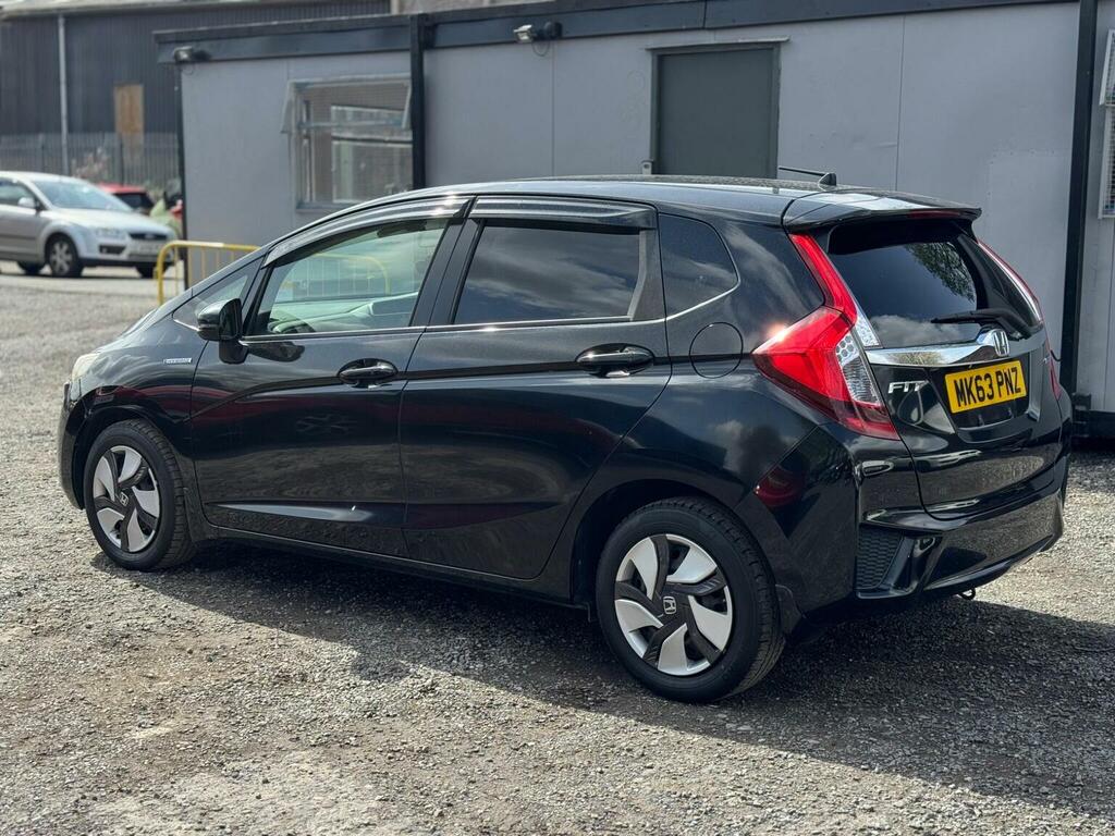 Honda Fit Hatchback 1.5 Hybrid Euro 5 201363 Black #5