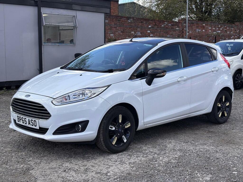 Ford Fiesta Hatchback 1.0T Ecoboost Zetec White Edition Euro 6 BP65ASO White #3