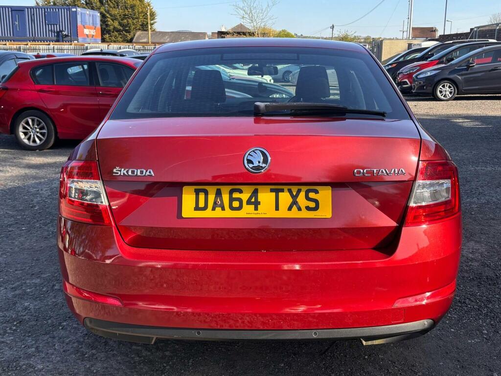 Skoda Octavia Hatchback 1.2 Tsi Se Euro 5 Ss 201464 Red #6