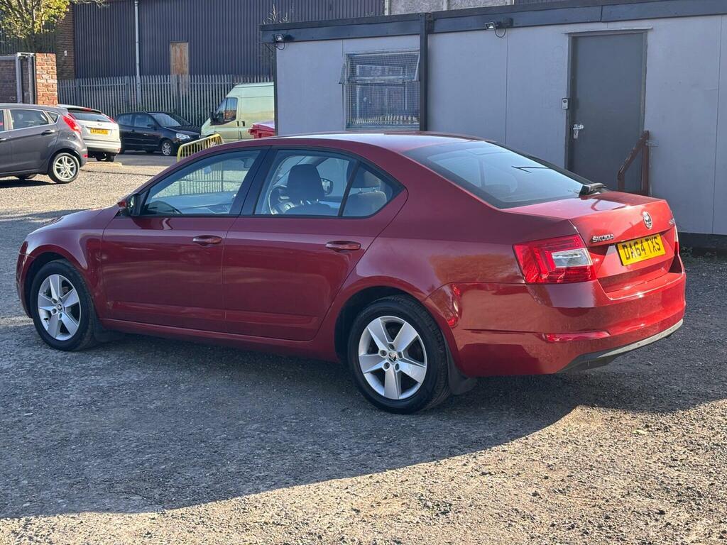Skoda Octavia Hatchback 1.2 Tsi Se Euro 5 Ss 201464 Red #5