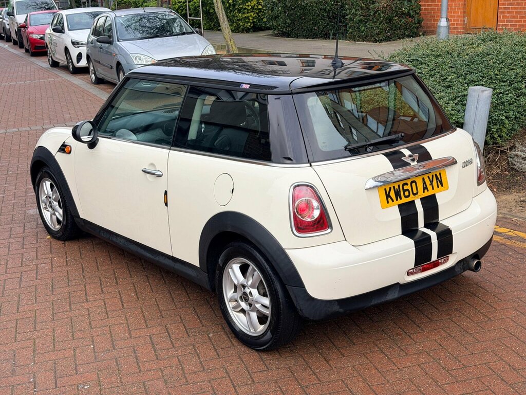 Mini Hatch 1.6 Cooper Steptronic Euro 5 KW60AYN White #6