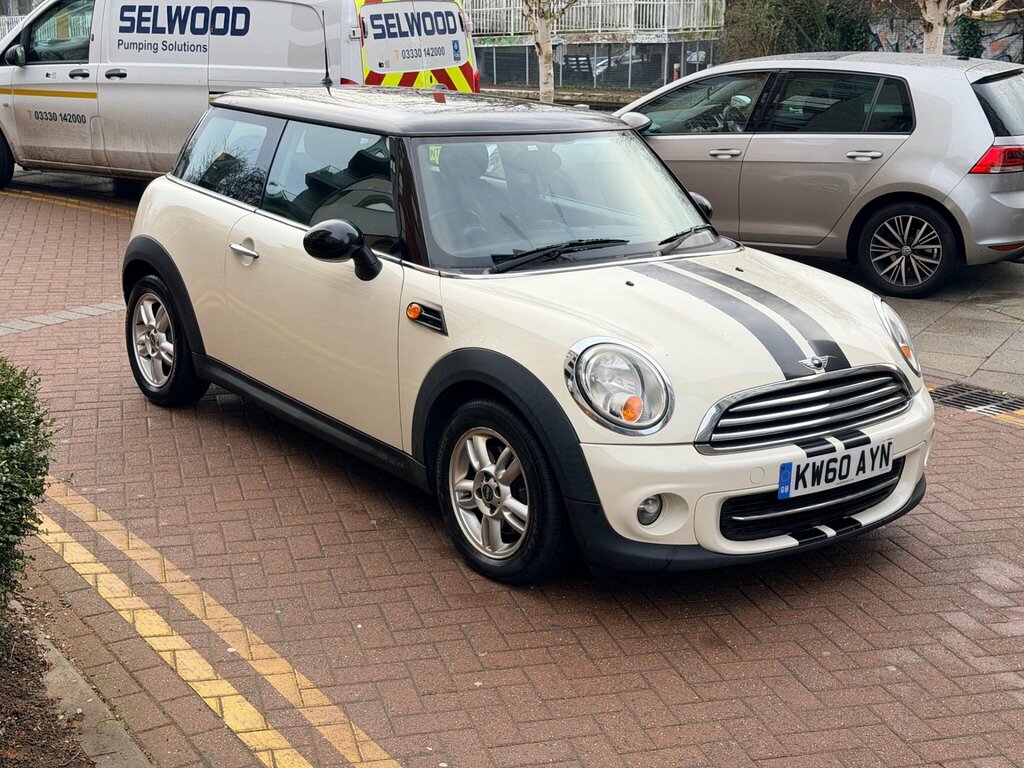Mini Hatch 1.6 Cooper Steptronic Euro 5 KW60AYN White #3