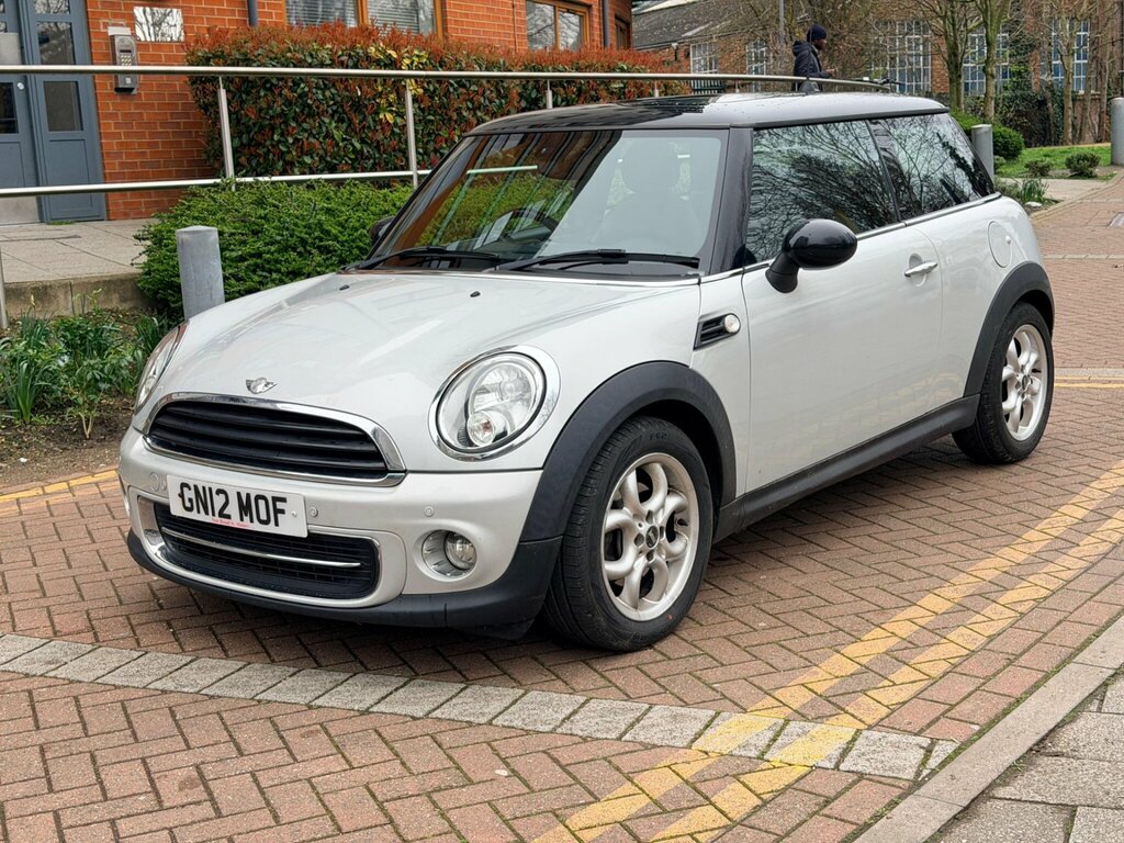 Mini Hatch 1.6 Cooper Steptronic Euro 5 Silver
