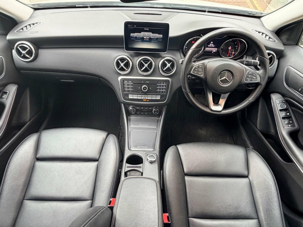 Mercedes-Benz A Class 2.1 A200d Sport Executive 7G-dct Euro 6 Ss DC16GMU White #2