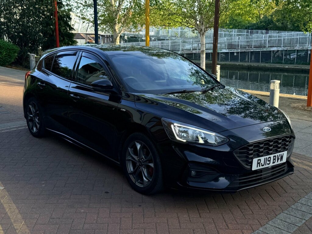 Ford Focus 1.5 Ecoblue St-line Euro 6 Ss RJ19BVW Black #2