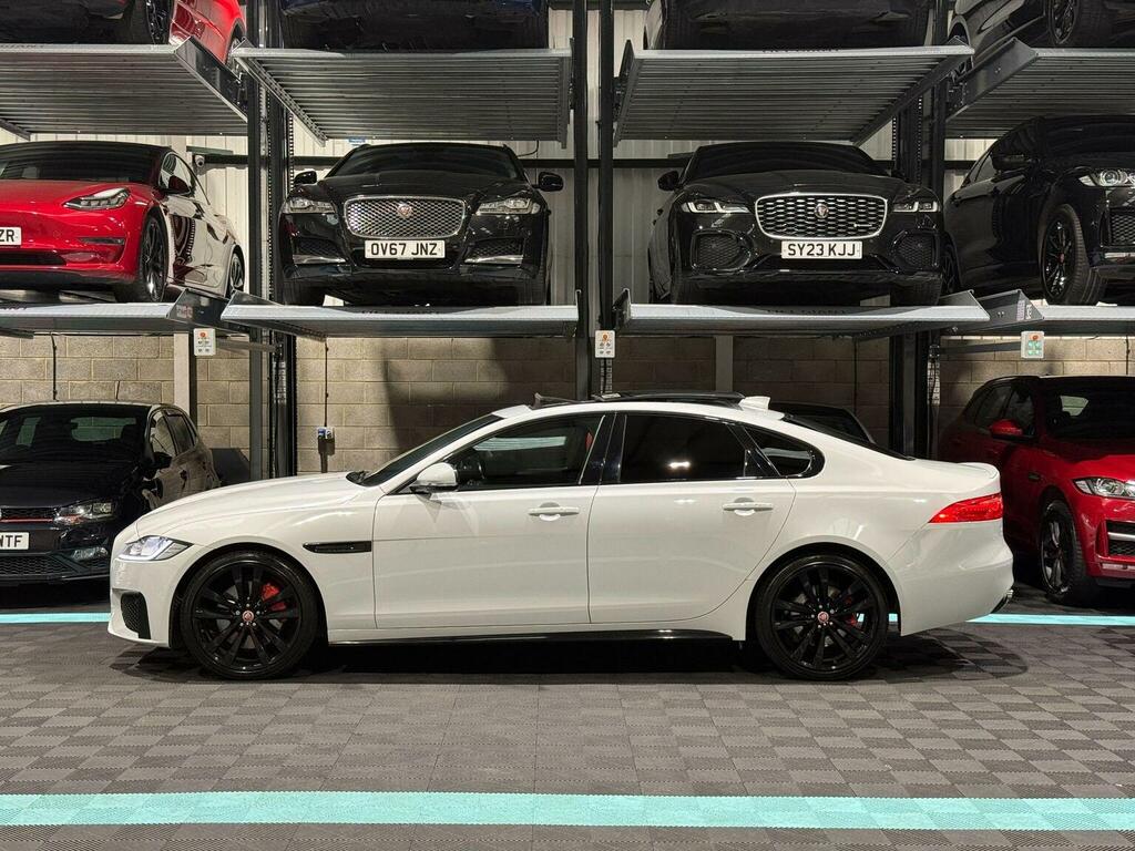 Jaguar XF Saloon 3.0D V6 S Euro 6 Ss 201717 White #4