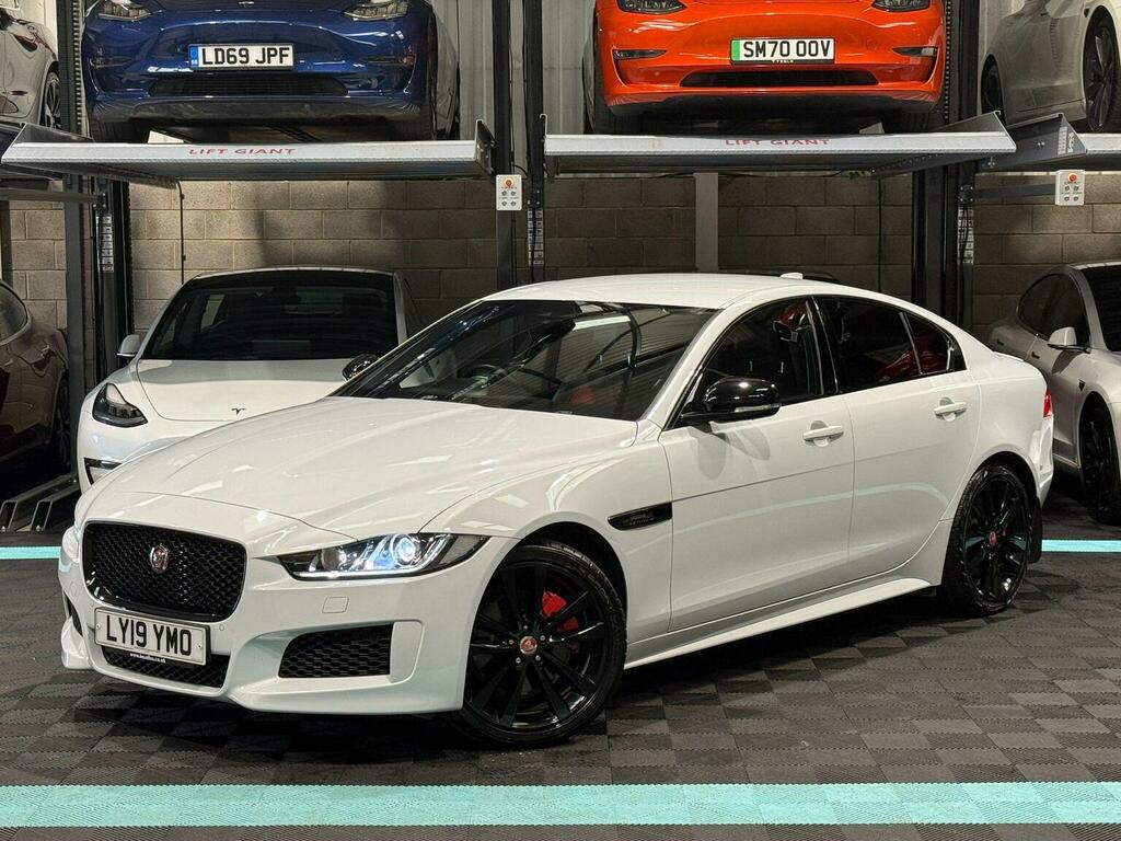 Jaguar XE Saloon 2.0D Landmark Awd Euro 6 Ss 20 White #3