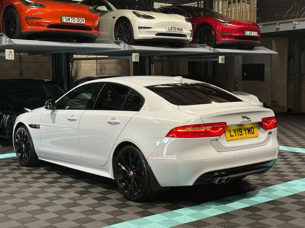 Jaguar XE Saloon 2.0D Landmark Awd Euro 6 Ss 20 White #5