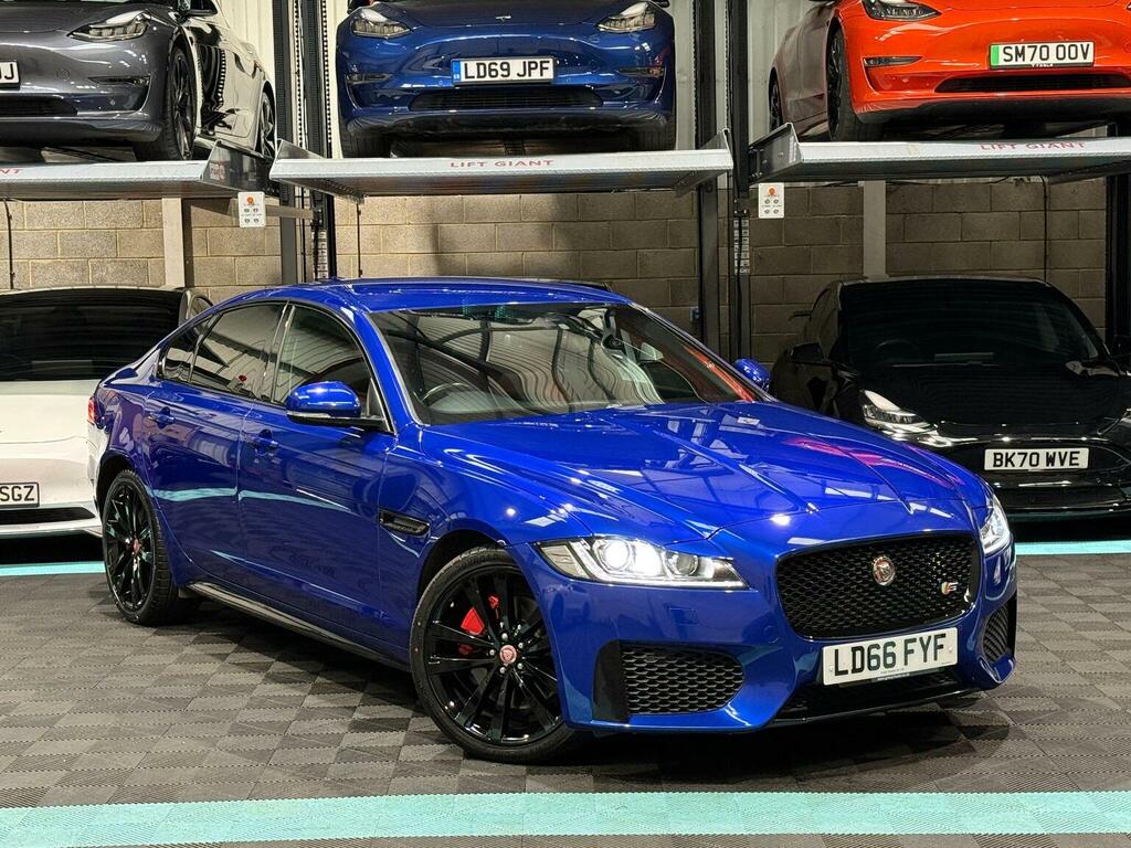 Jaguar XF Saloon 3.0D V6 S Euro 6 Ss 201666 Blue