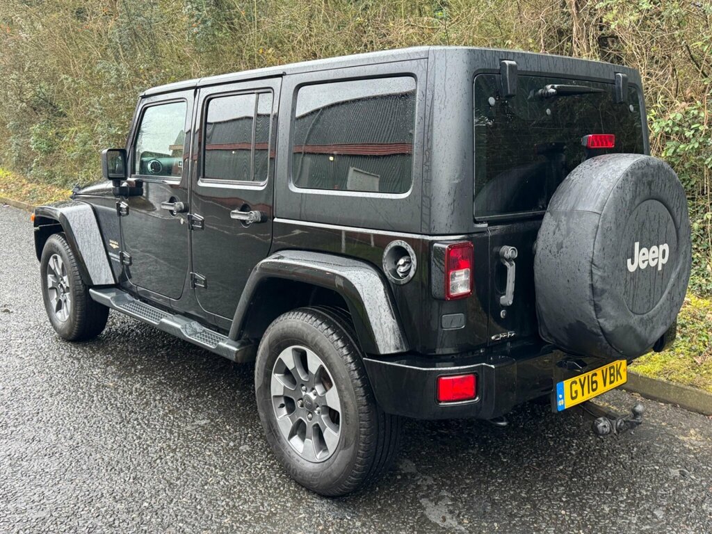 Jeep Wrangler 2.8 Crd Sahara Unlimited Suv 4Wd E Black #6