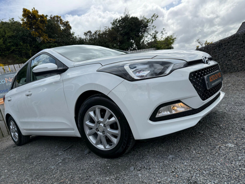 Hyundai I20 1.2 Blue Drive Se Euro 6 Ss  #4