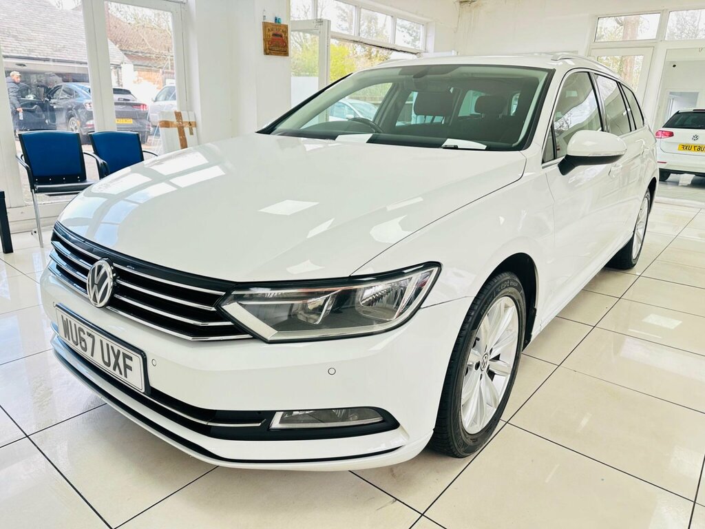 Volkswagen Passat 2.0 Tdi Se Business Euro 6 Ss WU67UXF White #4