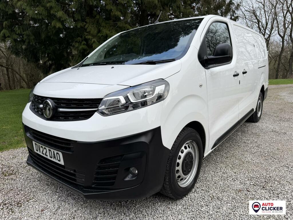 Vauxhall Vivaro 1.5 Turbo D 2900 Dynamic Panel Van 6Dr Manu DV22DAO White #2