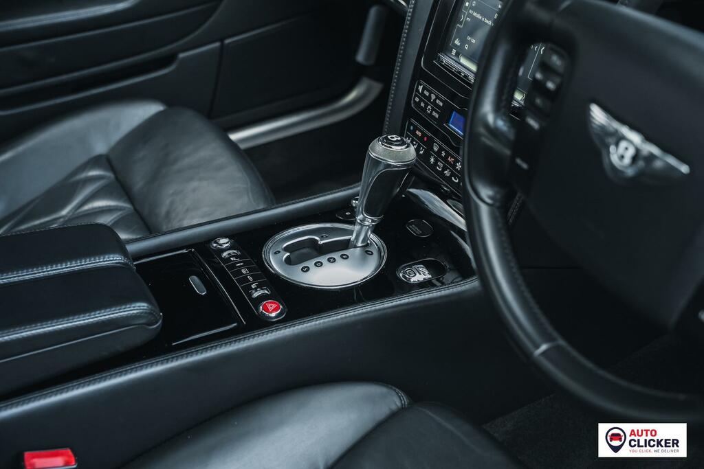 Bentley Flying Spur 6.0L W12 Flying Spur 552 Bhp Green #20