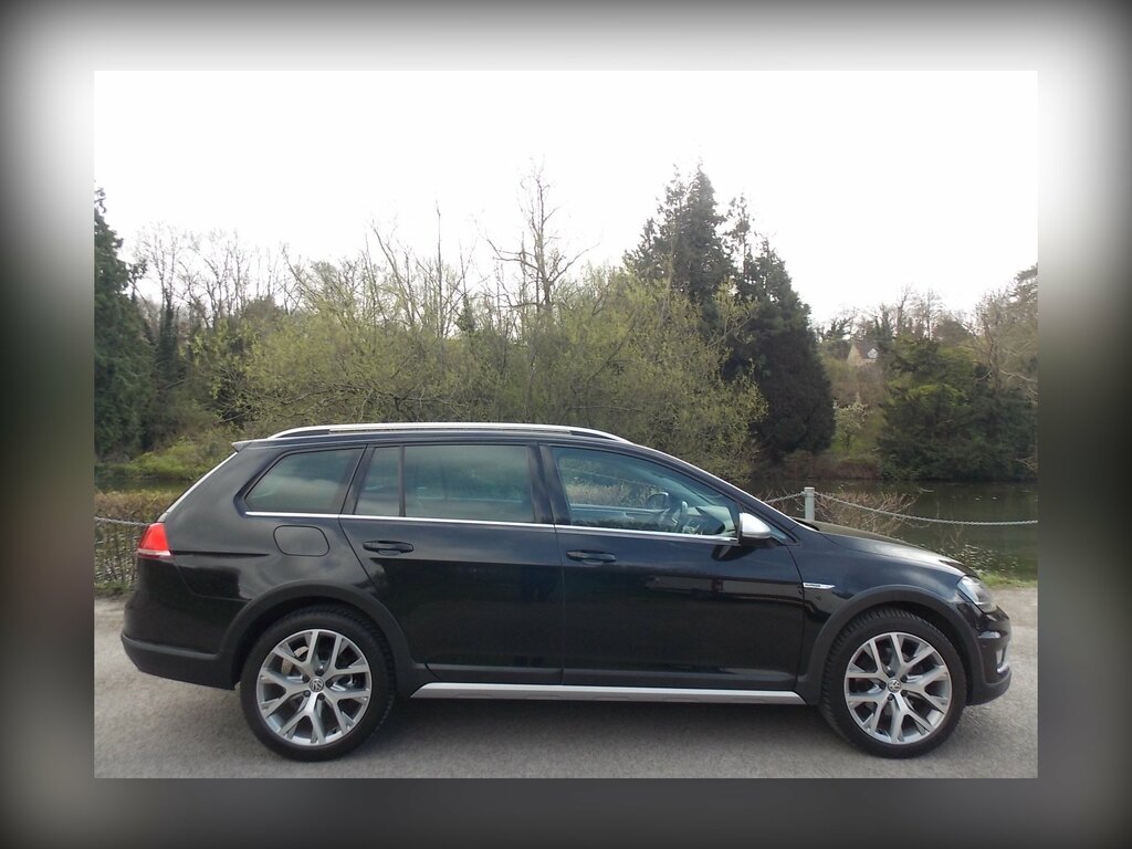 Volkswagen Golf Alltrack 2.0 Tdi Bluemotion Tech Alltrack Estate Black #6