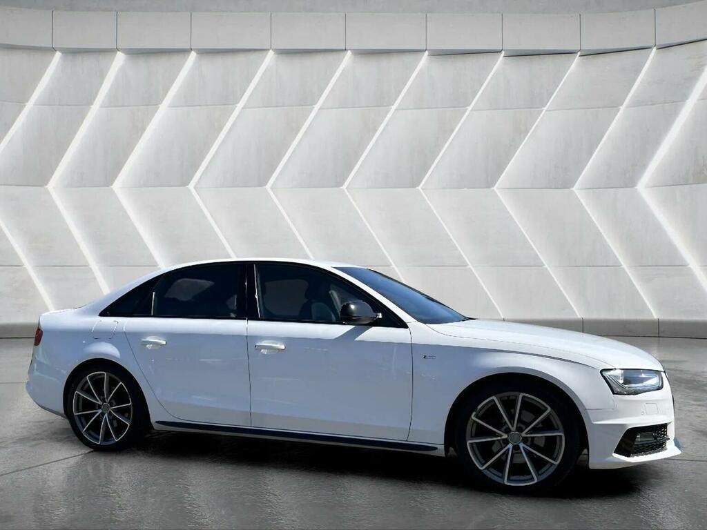 Audi A4 Saloon 2.0 Tfsi Black Edition Plus S Tronic Quattr White #4