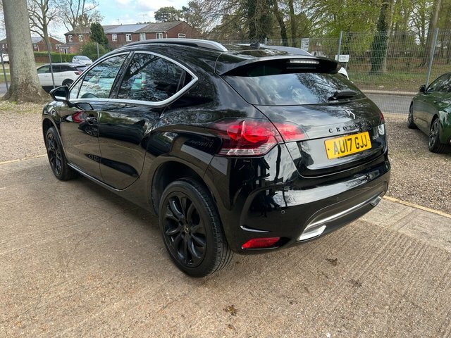 DS DS 3 Crossback Hatchback Orange #5
