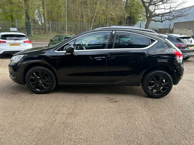 DS DS 3 Crossback Hatchback Orange #4