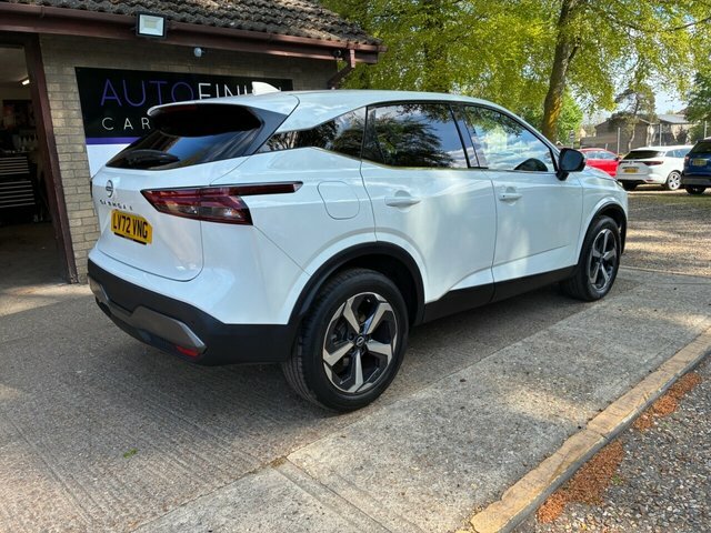 Nissan Qashqai 1.3 Dig-t Mhev N-connecta Suv Hybrid Ma LV72VNG White #6
