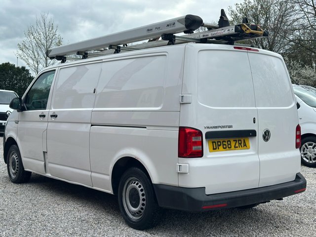 Volkswagen Transporter Tdi T32 Bluemotion Tech DP68ZRA White #4