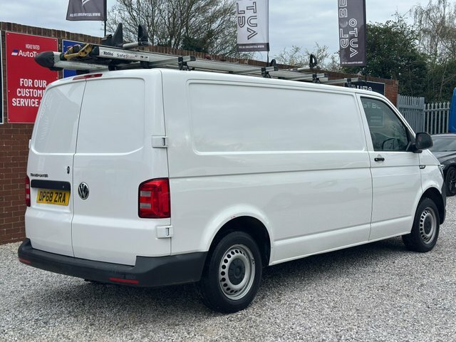 Volkswagen Transporter Tdi T32 Bluemotion Tech DP68ZRA White #3